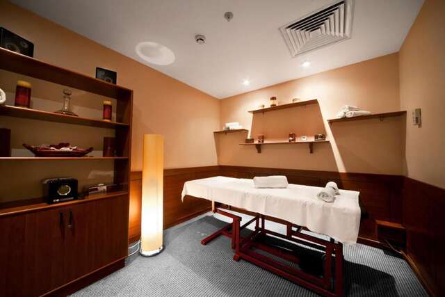 Отель Courtyard by Marriott Tbilisi Тбилиси-12